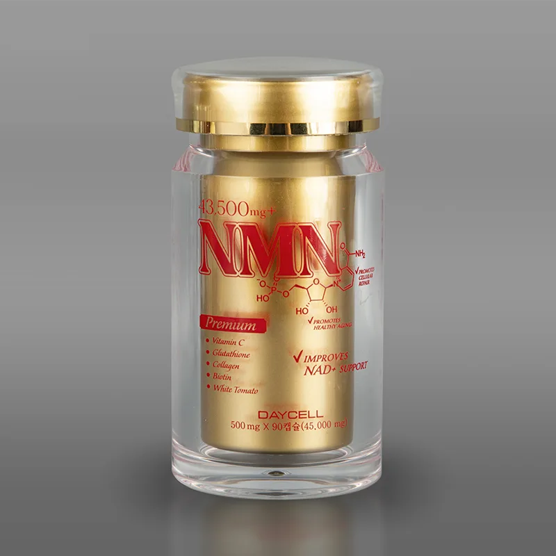 Des bouteilles cosmétiques acryliques claires pour la lotion