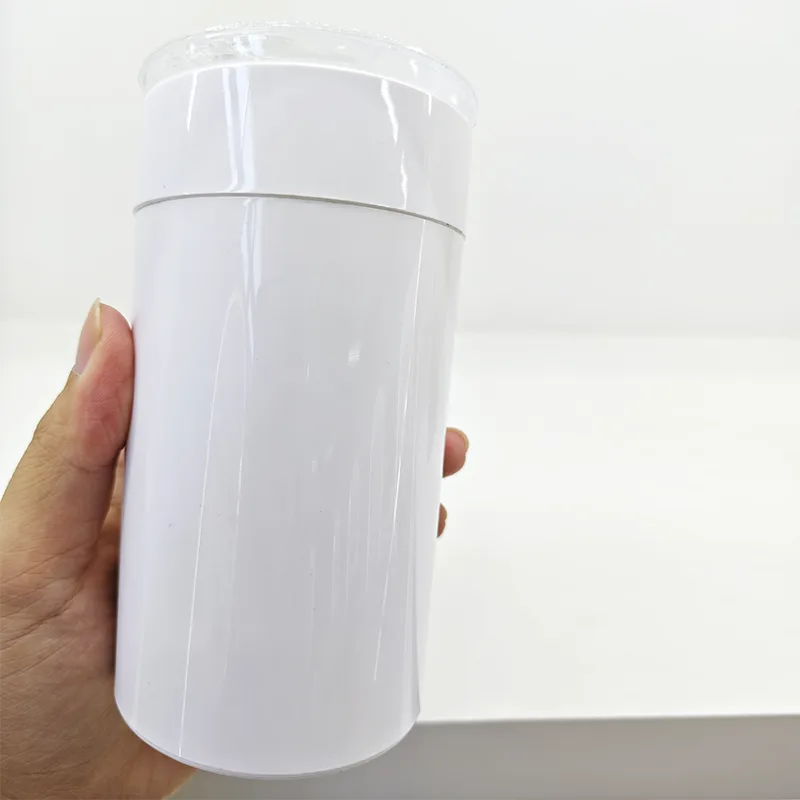 bouteilles de suppléments de santé en plastique